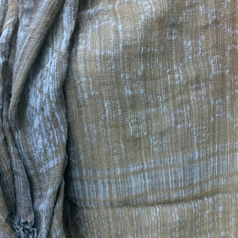 Authentic Tom Ford for Gucci Blue Lightweight Cotton Shawl Scarf Wrap Preloved - Picture 4 of 11